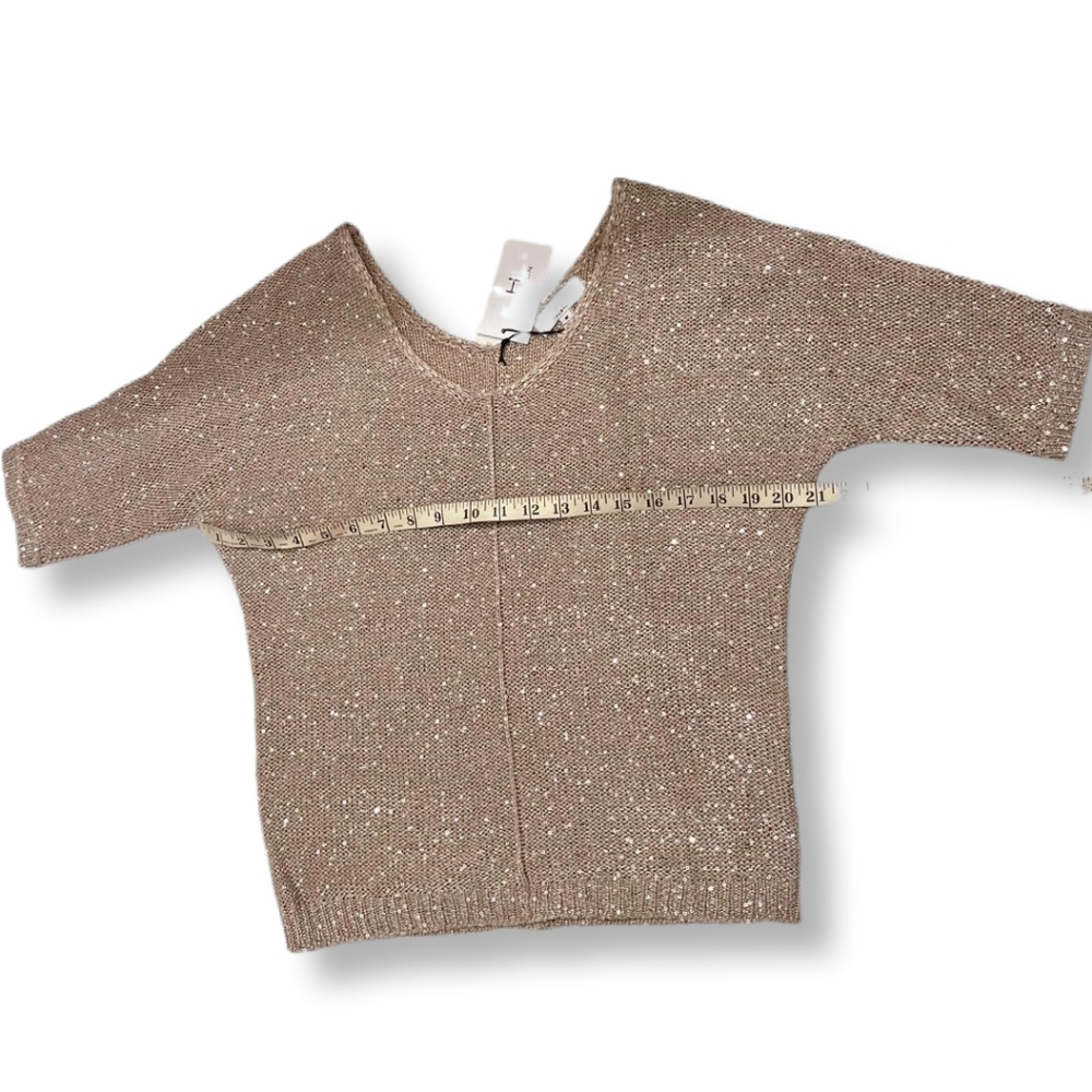 H by HALSTON Beige Champagne Sequin V-Neck Sweater
Women's Size Medium - Picture 7 of 11